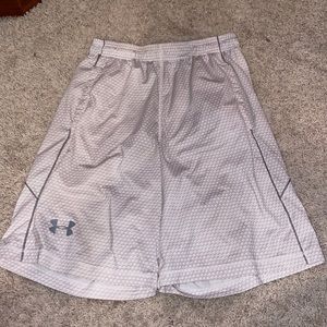 Under armor - athletic shorts